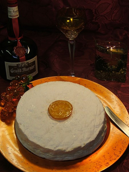 Kaeseladen online shop BRIE GRAND MARNIER ROUZ. 1.5 KG