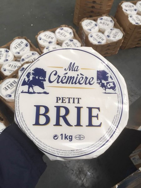Kaeseladen online shop BRIE MA CREMIERE 60% 1 KG X 4