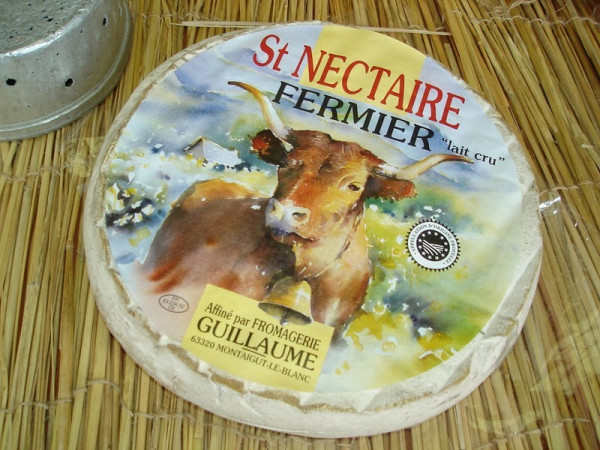 Kaeseladen online shop ST-NECTAIRE FERM. GUILLAUME 1.7KG X ** 1 ***