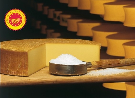 Kaeseladen online shop BEAUFORT AOP YENNE 1/16 2.5 KG